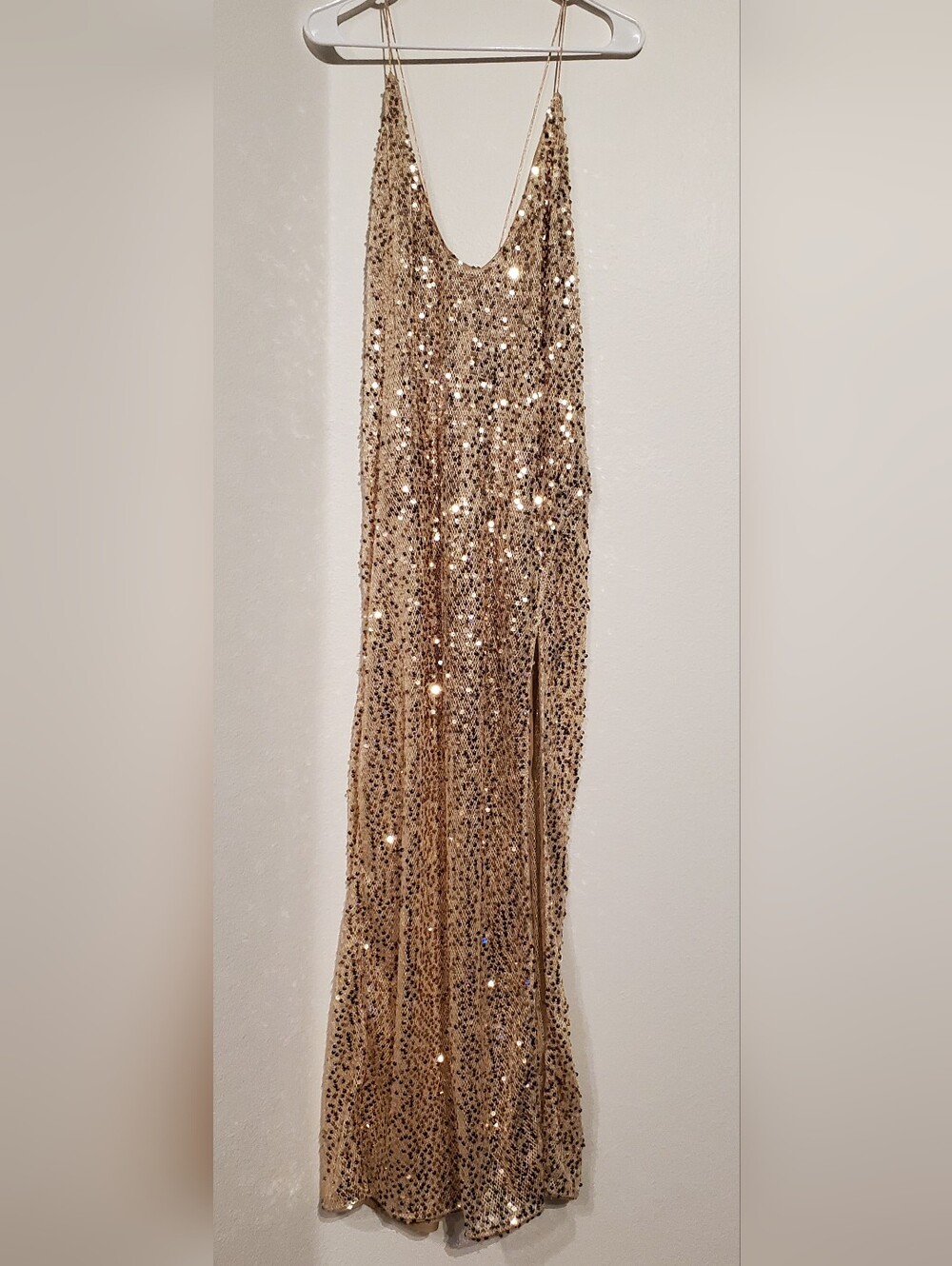 383◼️H&M SEQUINED NET DRESS